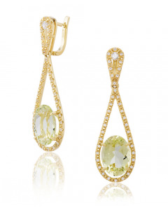 Yellow gold earrings with topaz. Artnumber 6930105