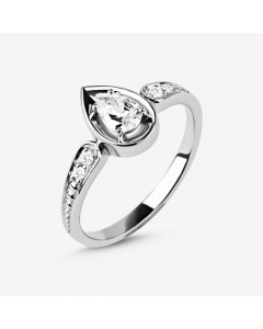 Эксклюзивное золотое кольцо с бриллиантами. Артикул 3720360