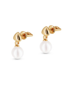 Golden earrings with a pearl. Artnumber 6530072