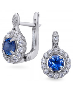White gold earrings with sapphire. Artnumber 6730047