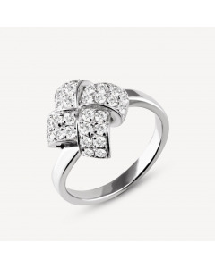 Серебряное кольцо с кубическими циркониями. Артикул 9520387