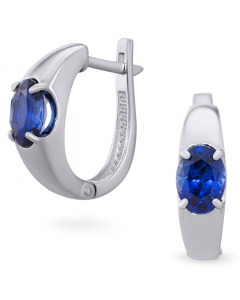 White gold earrings with sapphire. Artnumber 6730025
